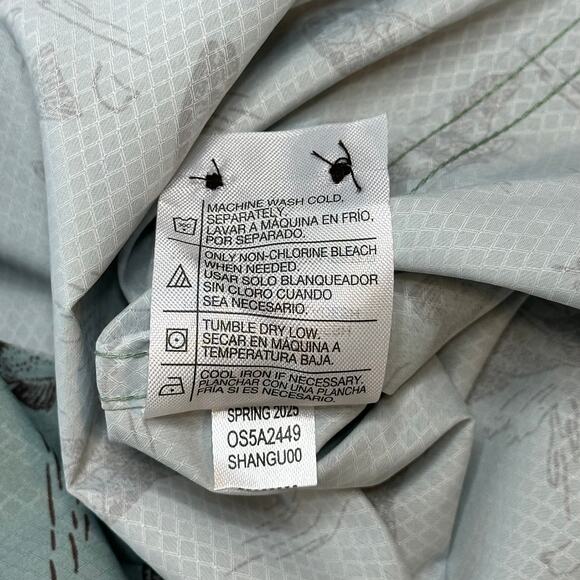 NWT American Outdoorsman Green Fishing Graphic UPF 40 Button Up Mens Size Small - Picture 9 of 10